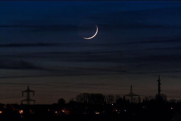 moon.jpg