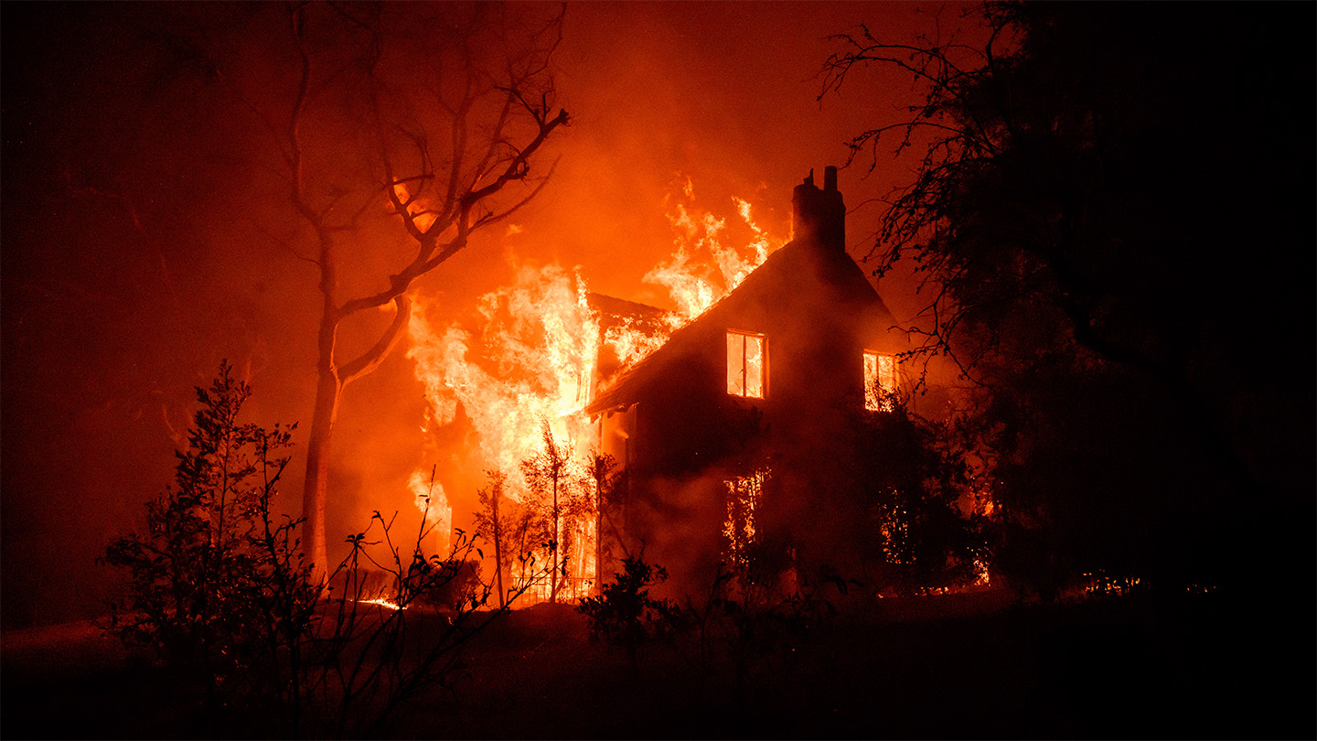 110125_wui-fires_feat-1.jpg